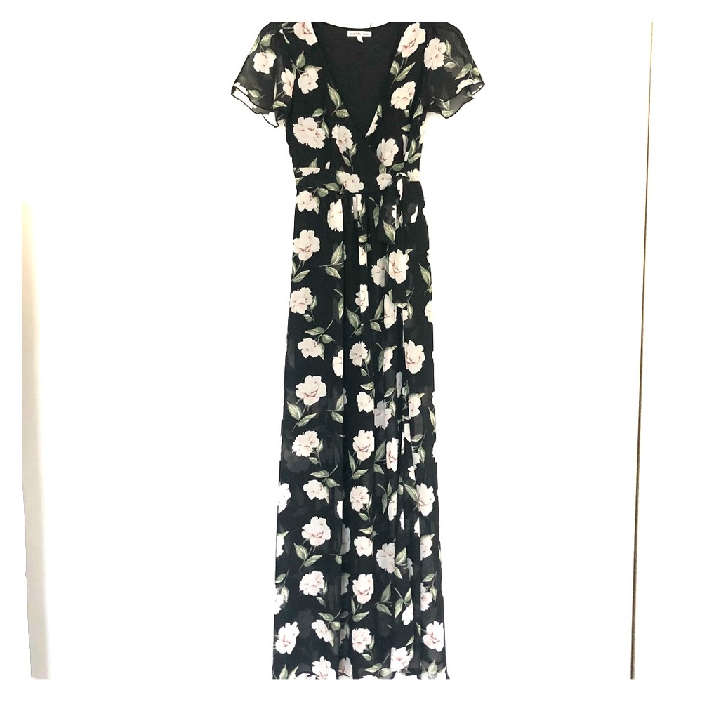 Floral maxi dress with shirt sleeves